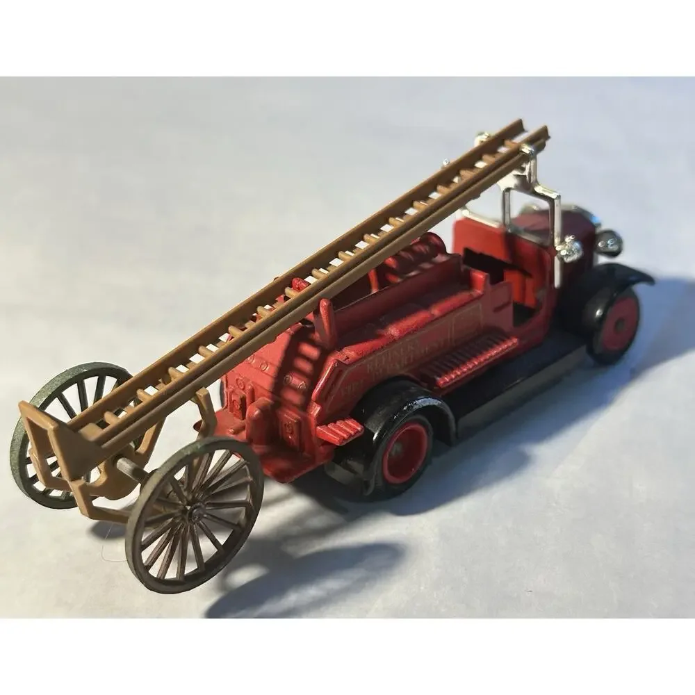 Vintage Lledo Chevron Standard Oil 1934 Dennis Refinery Fire Truck England A201